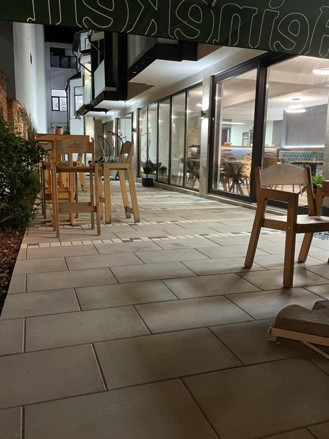 Aleea Teilor Hotel Câmpulung Buitenkant foto